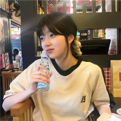 情深只恨相逢晚